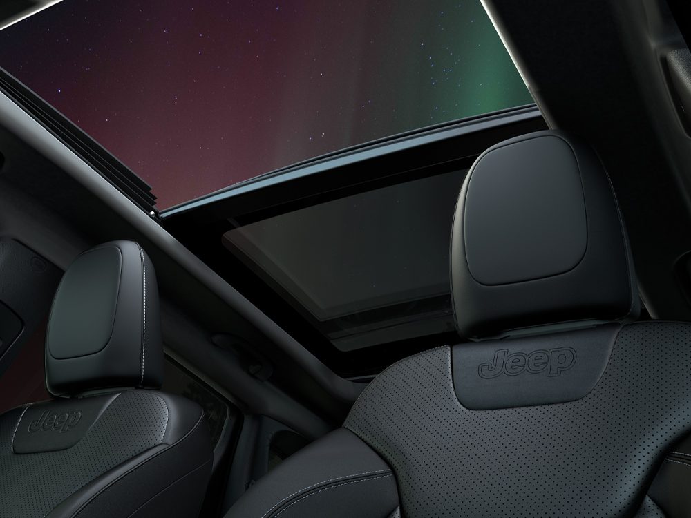 Jeep® Cherokee Interior - Seating and Comfort