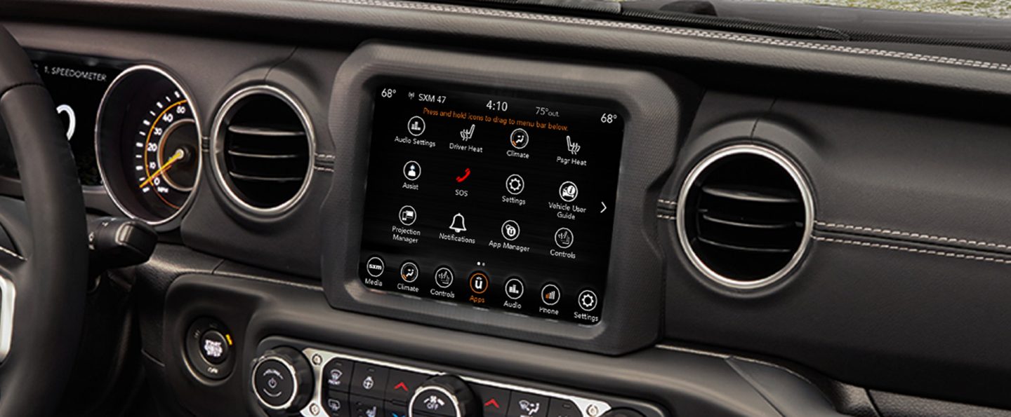 The Uconnect touchscreen in the 2021 Jeep Gladiator Overland.